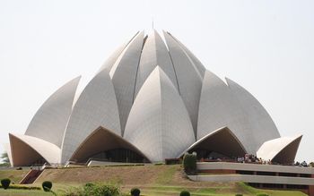 Lotus Temple screenshot