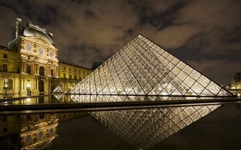 Louvre Museum Paris screenshot