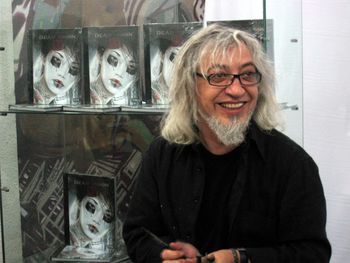 Luis Royo In Person screenshot