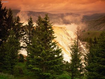 Mammoth Terraces Yellowstone National Park Wyoming screenshot