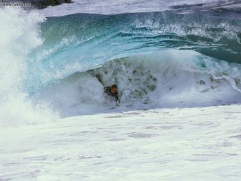 Matt Larson Bodysurfing Under A Razor Rip Wedge Newport Beach California screenshot
