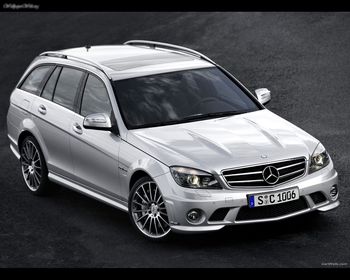 Mb C63-estate 992 screenshot