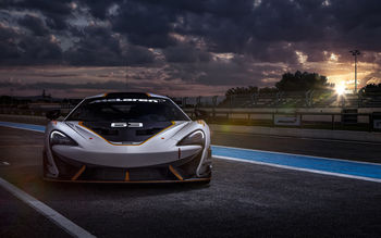 McLaren 650S GT3 Race Car screenshot