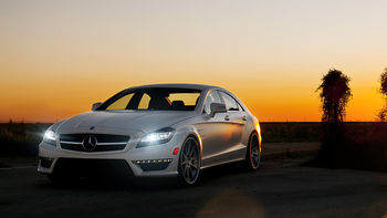 Mercedes Benz CLS63 screenshot