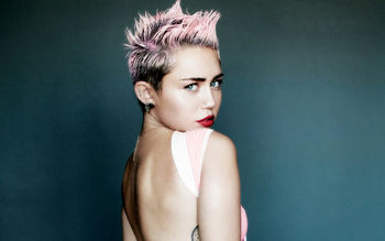 Miley Cyrus for V Magazine screenshot