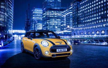 Mini Cooper S 2014 screenshot