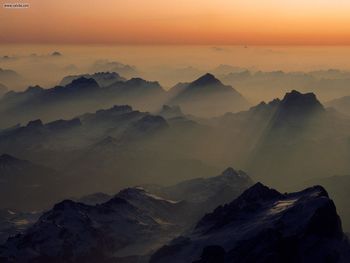 Misty Peaks Alps Austria screenshot