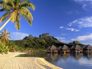 Moana Beach, Bora Bora, French Polynesia screenshot