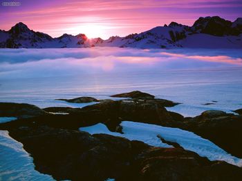Morning Light Colors The Snowfield Greenland screenshot