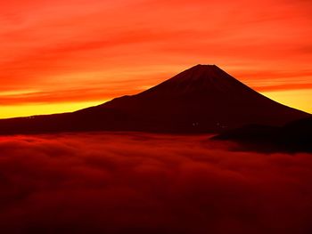 Mount Fuji Japan screenshot