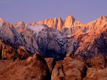 Mount Whitney And Alabama Hills Sierra Nevada California screenshot