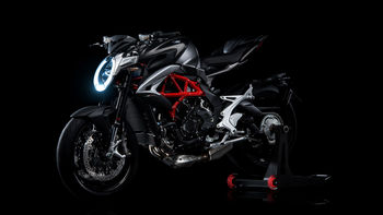 MV AGusta Brutale 800 2016 HD screenshot