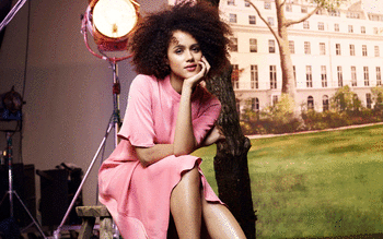 Nathalie Emmanuel 4K screenshot