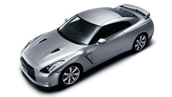 Nissan GT-R screenshot