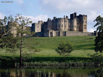 Northumberland Castle, England screenshot