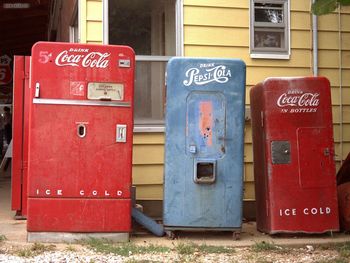 Old Coke And Pepsi Machines Rolla Missouri screenshot