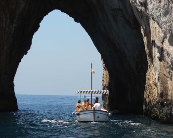 On A Boat Round An Island Of Capri screenshot
