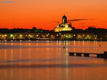 Orange Twilight Helsinki Finland screenshot