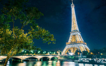 Paris Eiffel Tower screenshot