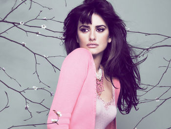 Penelope Cruz 11 screenshot