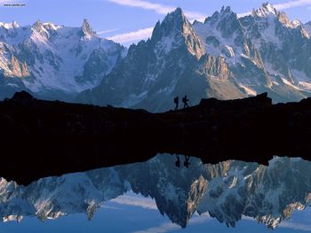 Picturesque Peaks Alps France screenshot