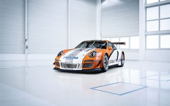 Porsche 911 GT3 R Hybrid 4 screenshot