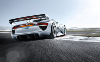 Porsche 918 RSR screenshot