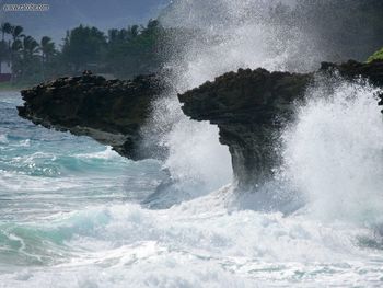 Pounders Beach Laie Beach Park Oahu Hawaii screenshot