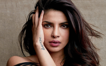 Priyanka Chopra Bollywood 2017 screenshot