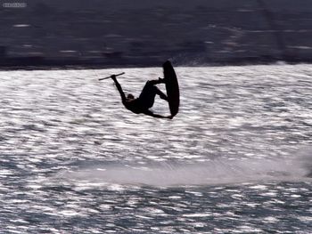 Riding The Wind Maui Hawaii screenshot