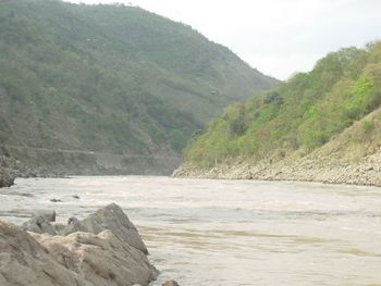 River Neelum screenshot