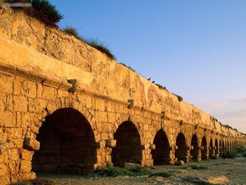 Roman Aqueduct Caesarea Israel screenshot