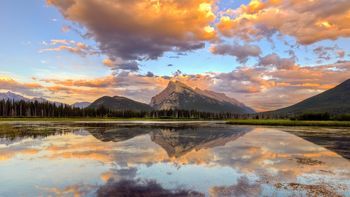 Rundle Mountain screenshot