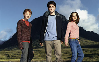Rupert Grint Daniel Radcliffe Emma Watson screenshot