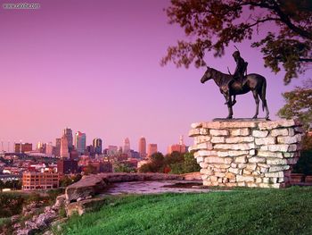 Scout Sculpture Kansas City Missouri screenshot