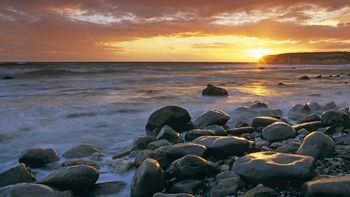 Seaton Bay At Sunset, Devon, United Kingdom screenshot