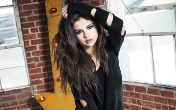 Selena Gomez 134 screenshot