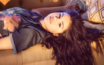 Selena Gomez 149 screenshot