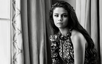 Selena Gomez 174 screenshot