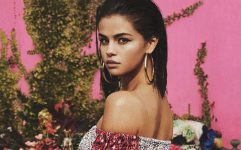 Selena Gomez Vogue Photoshoot 2017 screenshot