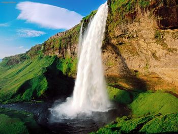 Seljalandsfoss Waterfall, Iceland screenshot