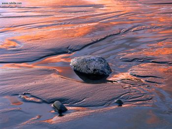 Shale Along The Shoreline screenshot