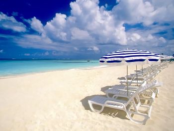 Shoal Bay Beach Anguilla screenshot