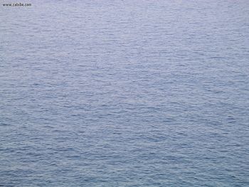Simple Natural Water Wallpaper screenshot