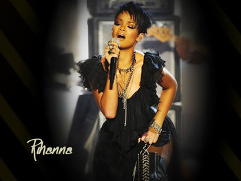 Singer Rihanna screenshot