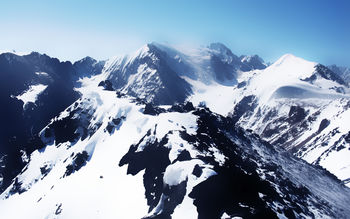 Snow White Mountains screenshot