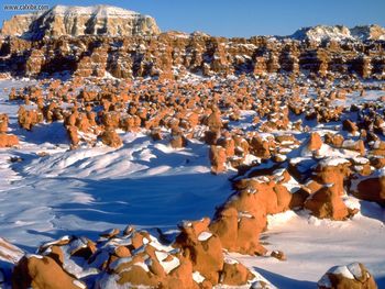 Snowcovered Goblin Valley Utah screenshot