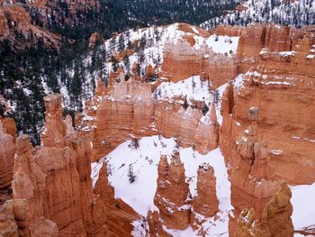 Snowy Bryce Canyon, Utah screenshot
