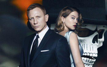 Spectre Daniel Craig Lea Seydoux screenshot