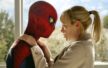 Spider Man and Gwen Stacy screenshot
